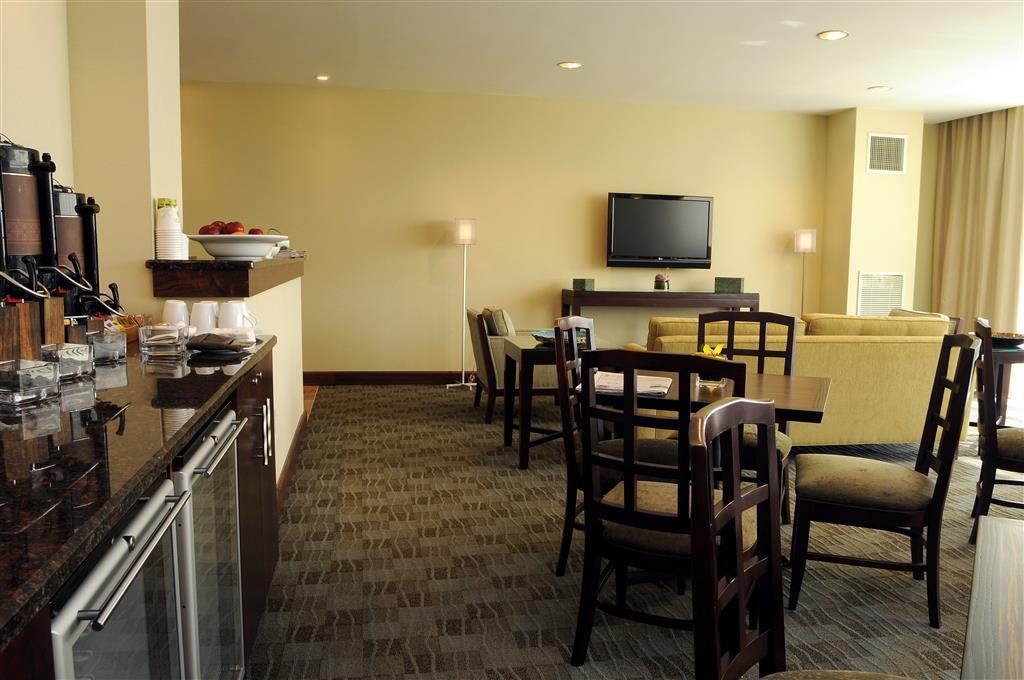 Hotel The Westin Mount Laurel Restaurant foto